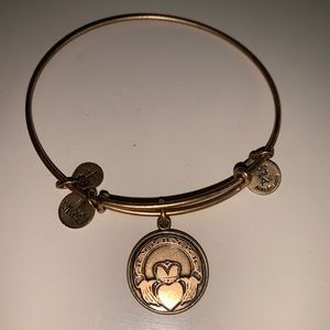 Alex and Ani Irish claddagh bracelet